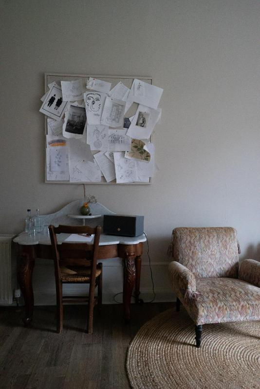Classic Double Room image 3