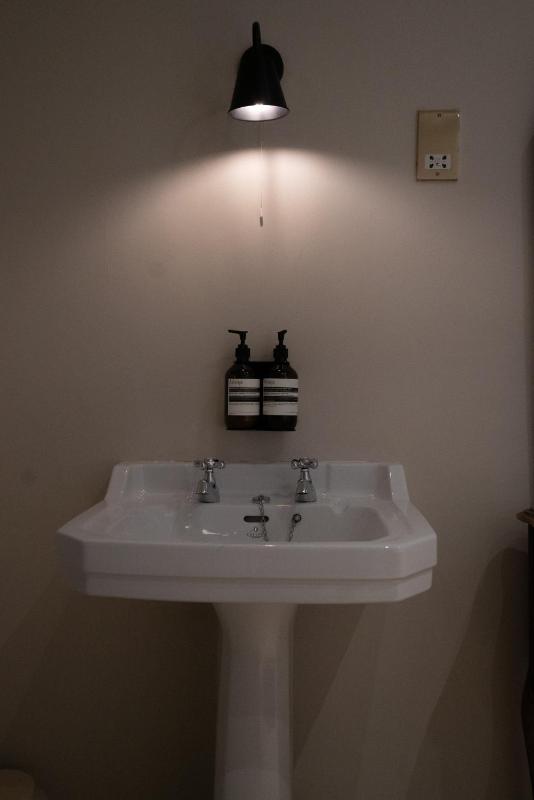 Deluxe Double Room image 3