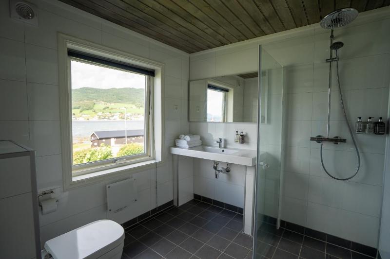 Standard Double Room image 4