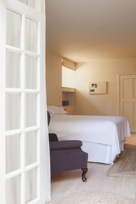 Deluxe Double Room image 1