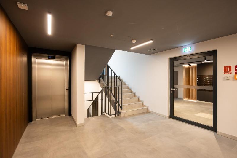 LUX Pastel Oasis Family Apartment with Parking & Gym by Renters Prestige - image 5