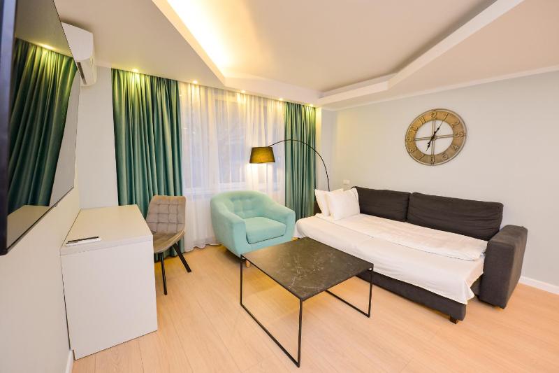 Apartment with Garden View image 4