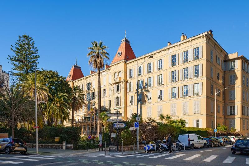 Nice Renting - VICTOR - Historic Palace Luxury 3 Bedrooms - image 5