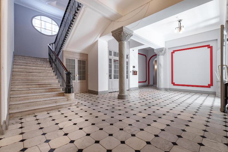 Nice Renting - VICTOR - Historic Palace Luxury 3 Bedrooms - image 14