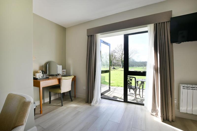 Garden Terrace Room image 2