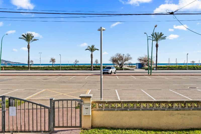 WELCS APARTAMENTO 218 EMP frente al Mar - image 25