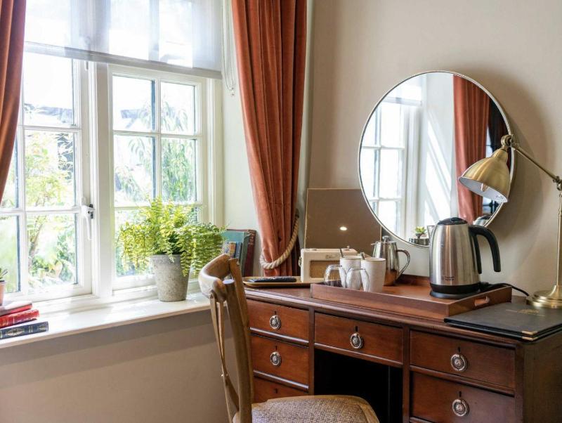 Double Room image 1