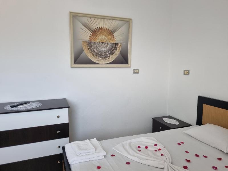 Apartment Besnik Brahimi Ksamil - image 10