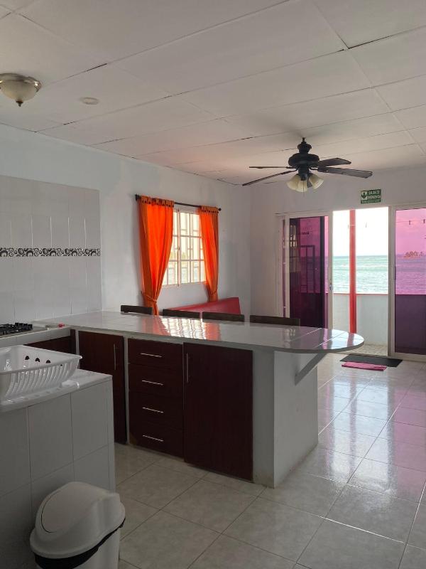 Apartamentos Rocky Cay Bay - image 3