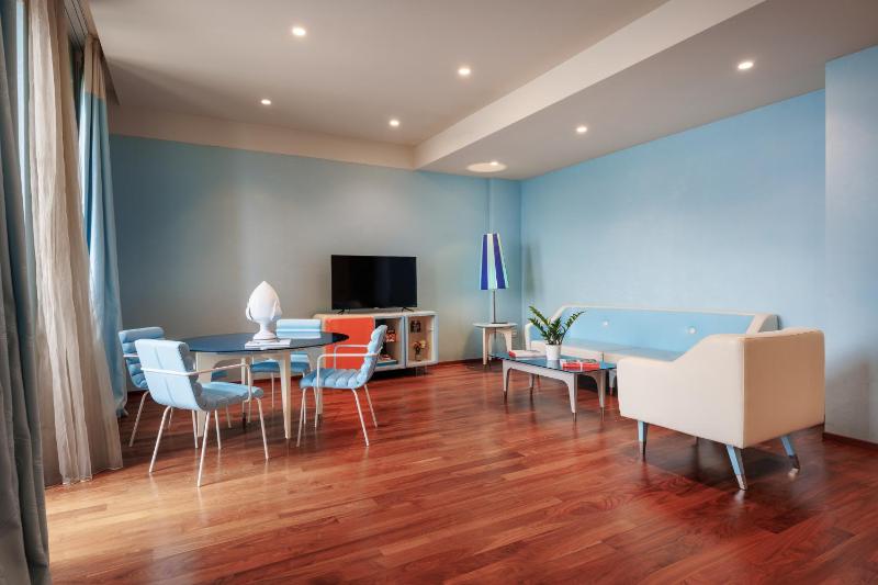 Suite image 4