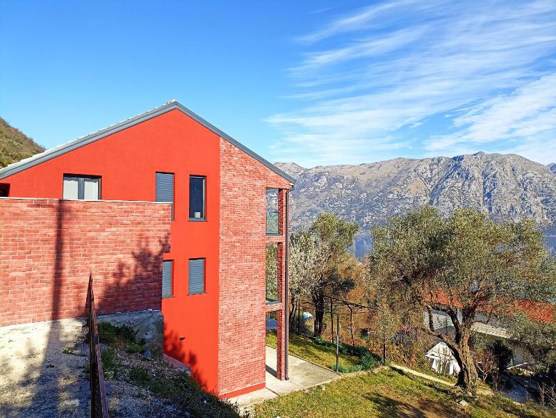 Opulent BayView Apartment Kotor - image 8
