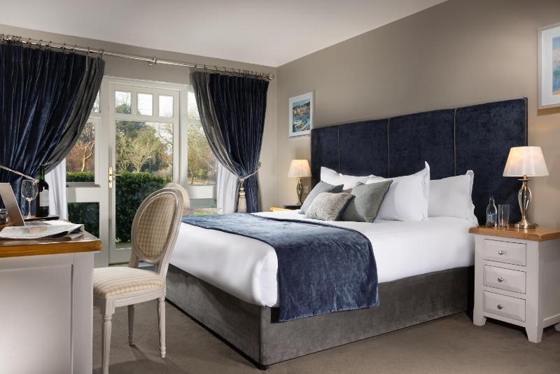 Three-Bedrooms in Lodge at Kilkea Castle image 3