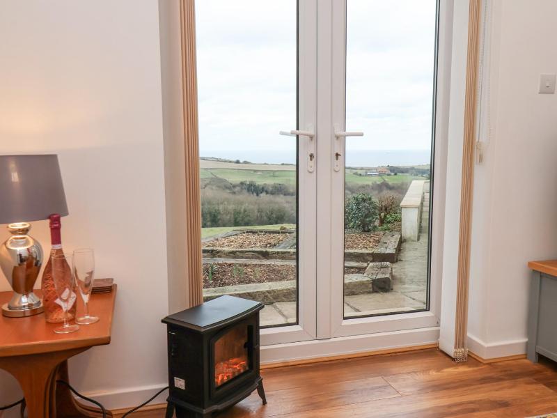 Meadow Cottage - image 19