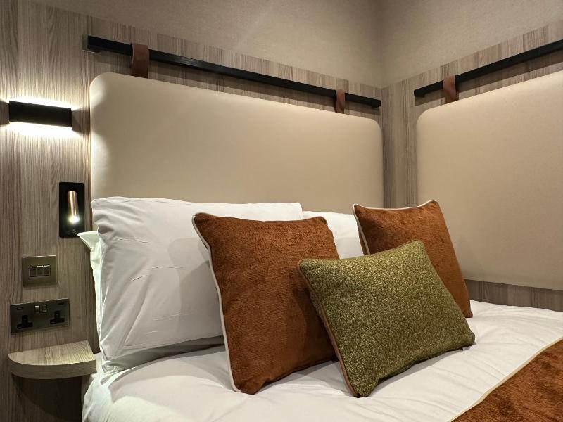 Deluxe Single Room image 1