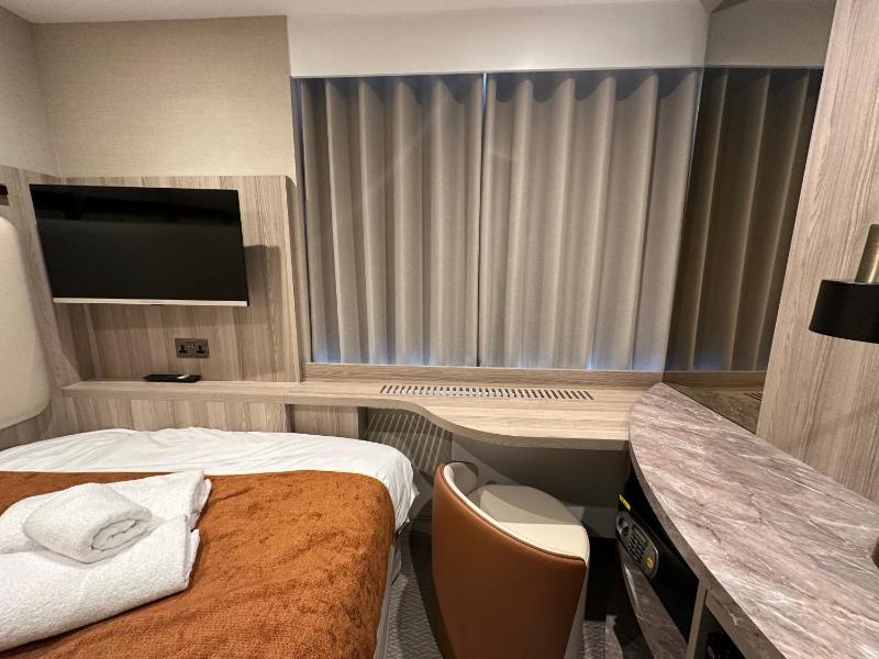 Deluxe Single Room image 4
