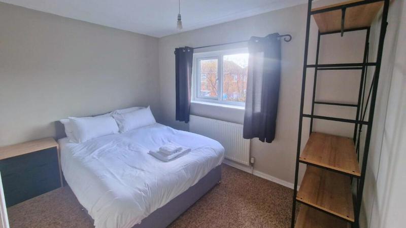 Contractor Stay - 4-Bedroom Home in Chester - image 18