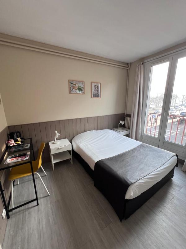 Hotel De l'Univers - image 4