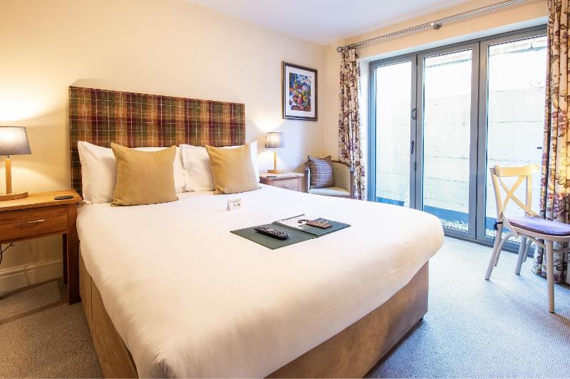Deluxe Double Room - Ground Floor image 1