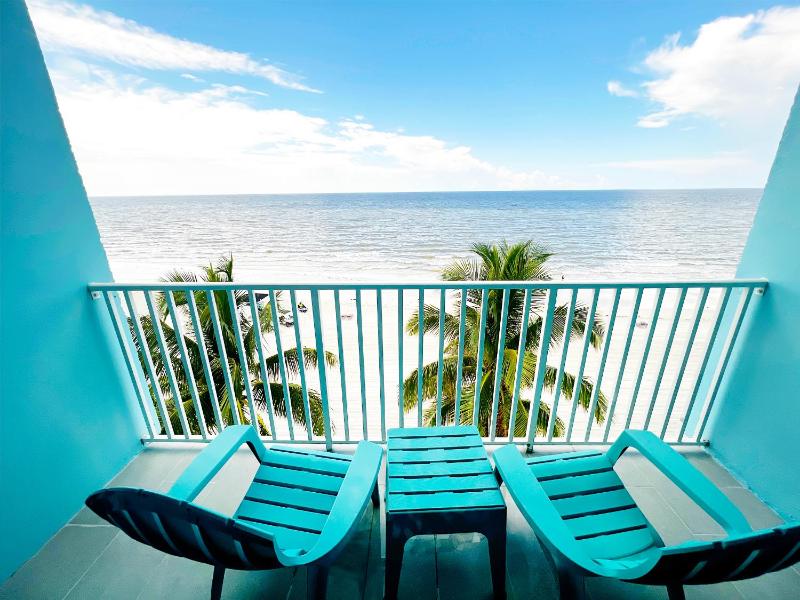 Lani Kai Island Resort - image 1