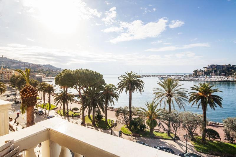 Hotel Vesuvio - image 11