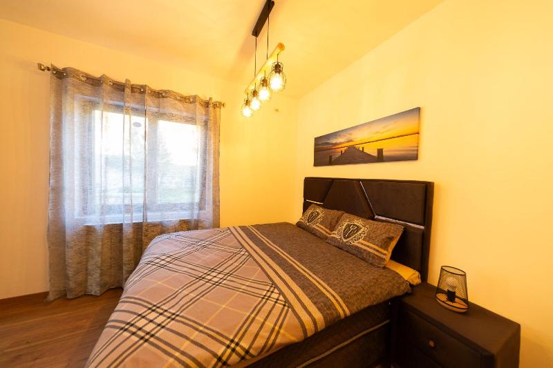 Majestic Apartment - image 10
