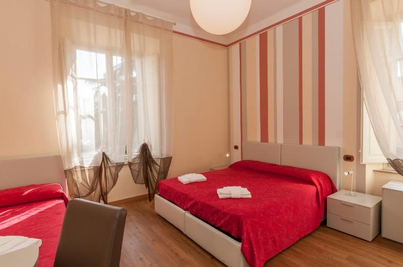 Superior King Room image 1