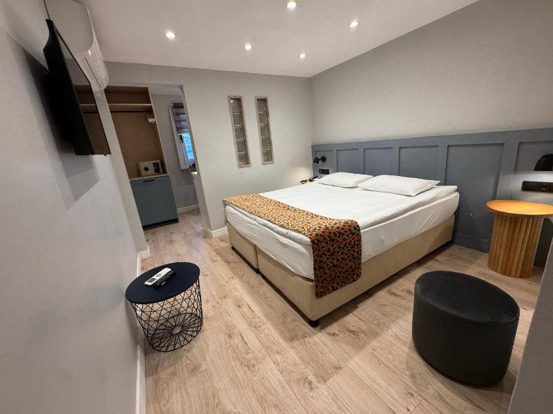 Two-Bedroom Family Apartment image 2