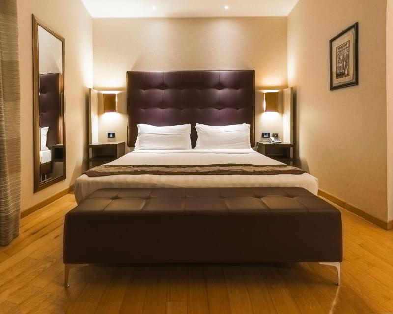 Rome Airport Hotel Fiumicino - image 1
