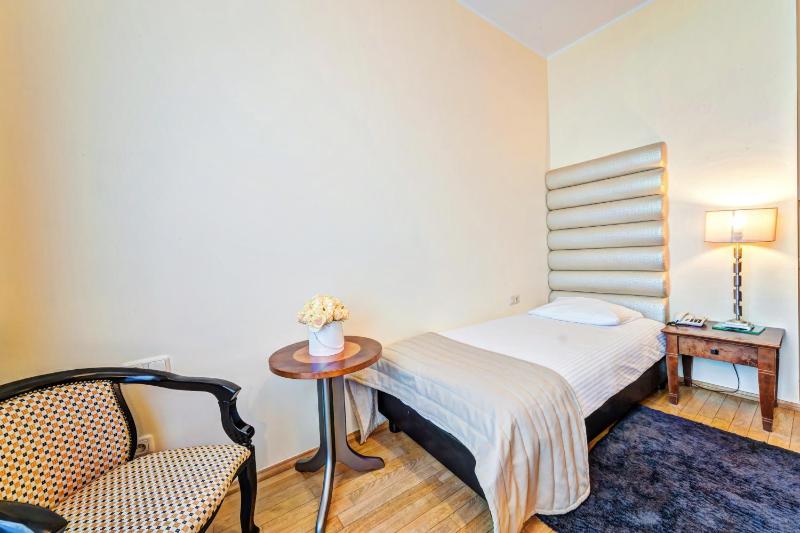 Economy Single Room image 2