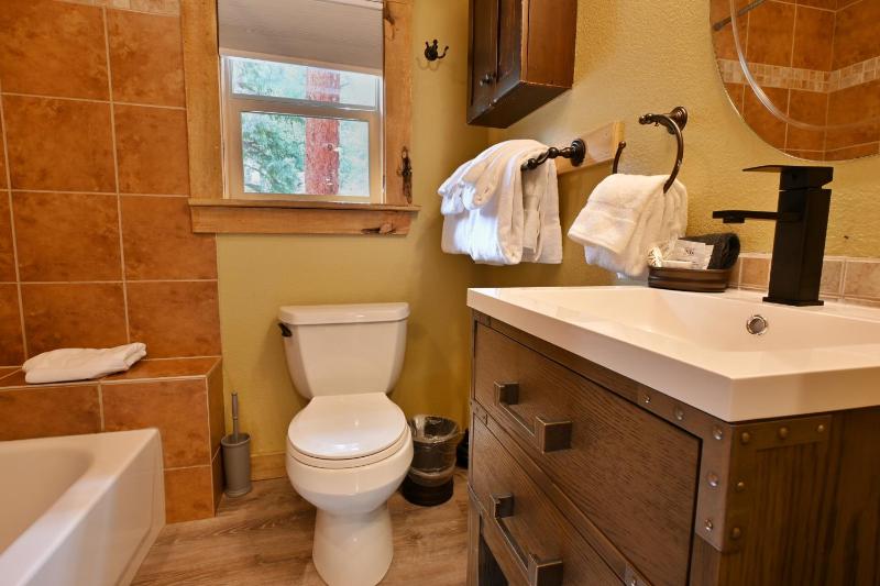Cabin #8 with hot tub image 2