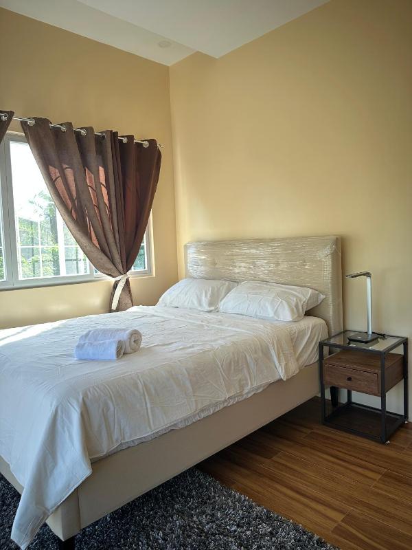 Jenny's White Haven - image 14