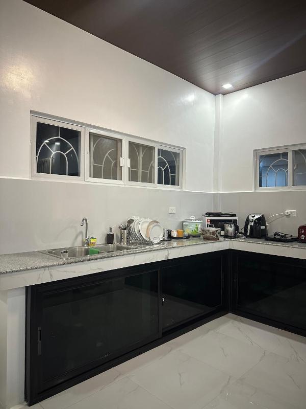 Jenny's White Haven - image 6