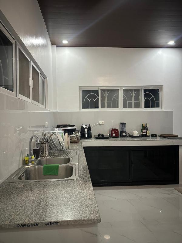 Jenny's White Haven - image 5