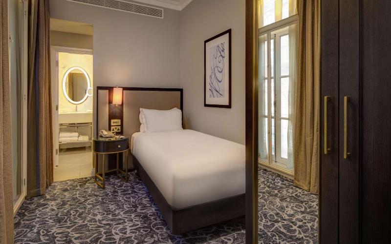 Single Room image 4