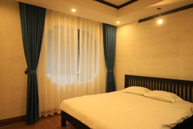 Cloudside Retreat - image 20