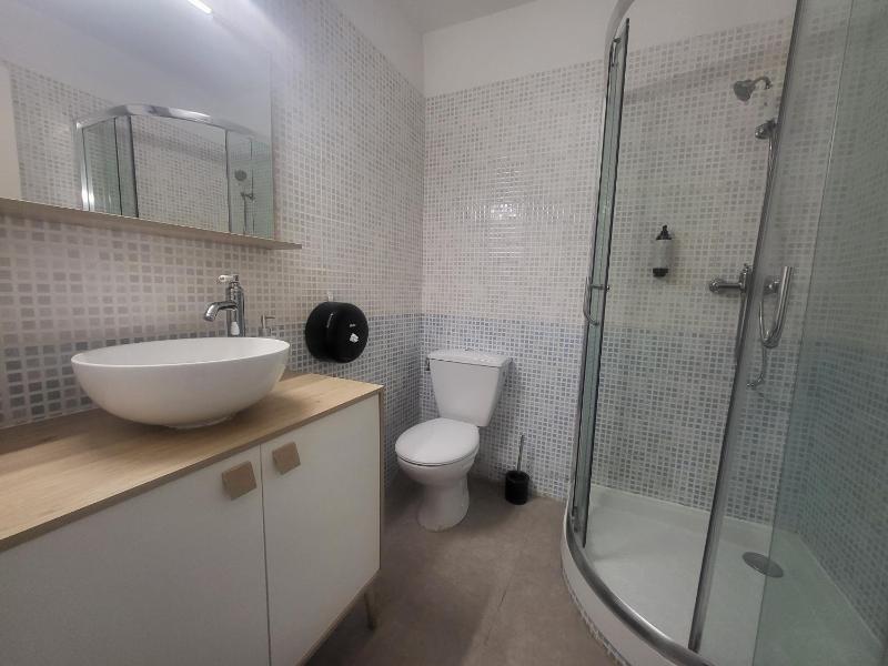 Classic Quadruple Room image 4