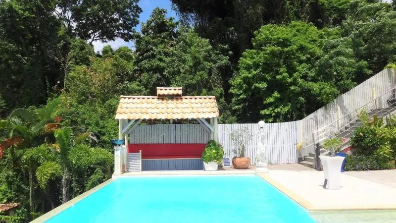 Maison cocooning à La Trinité – Piscine commune - image 13