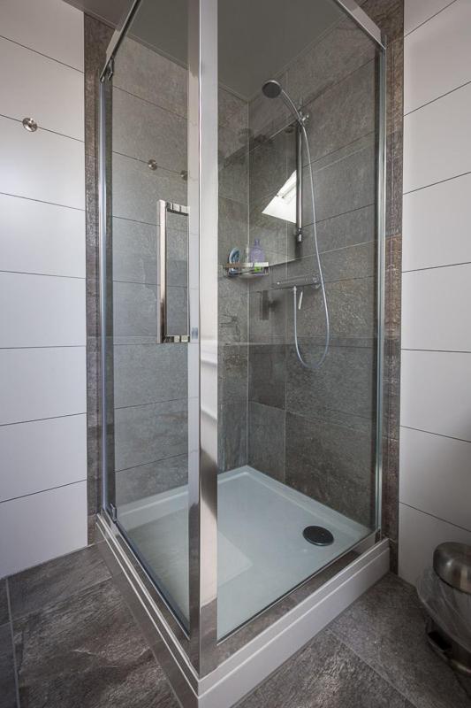 Double Room with Private External Bathroom image 3