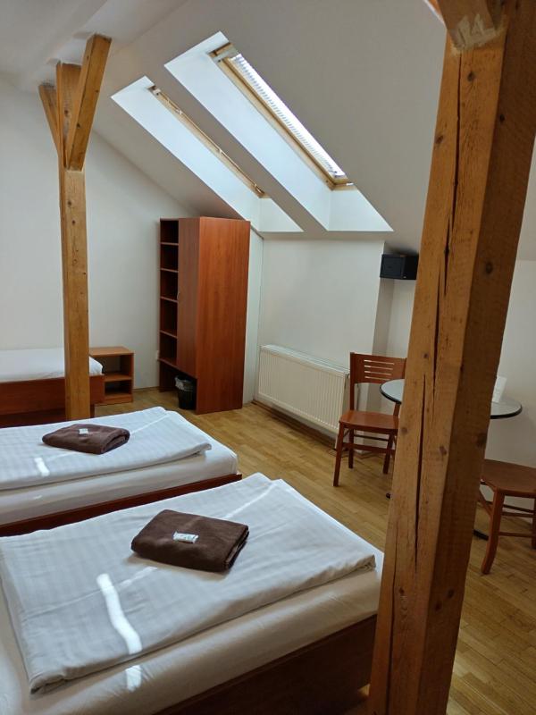 Triple Room with Private External Bathroom image 1