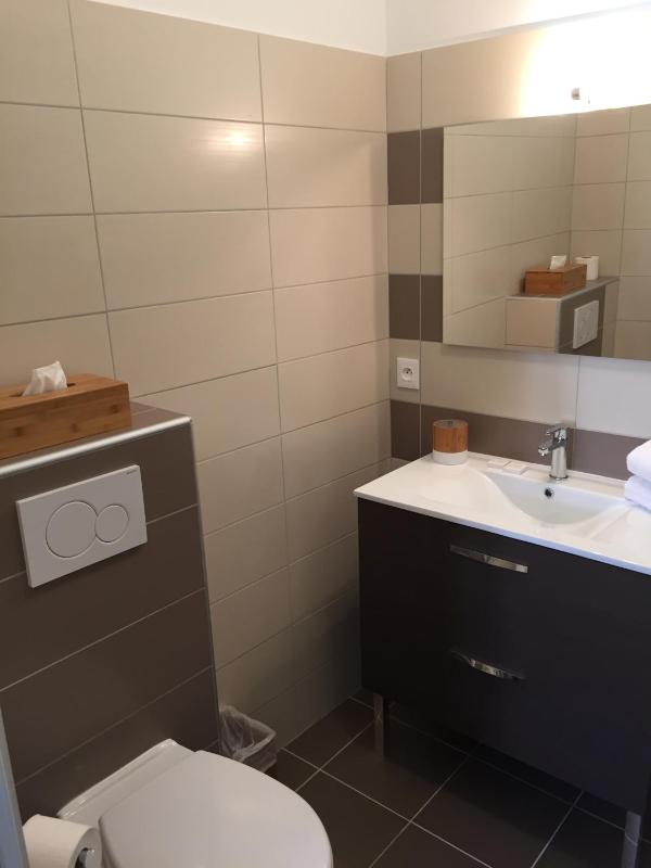 Privilege Twin Room with Garden View image 1