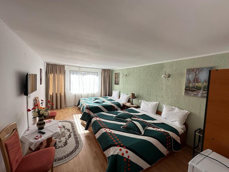 Family Room with Mountain View image 1