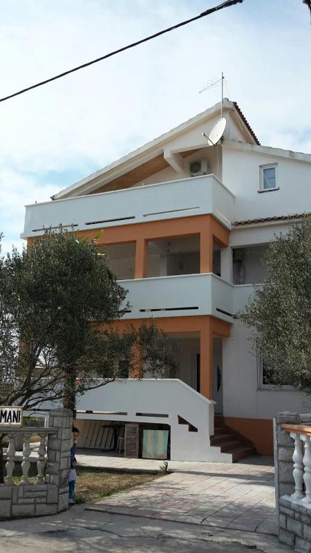 Two-Bedroom Apartment (5 Adults) image 1