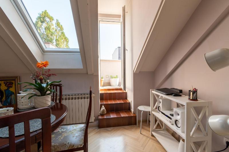 KLARA VRACAR 90 m2 dve i po spavace sobe - image 14