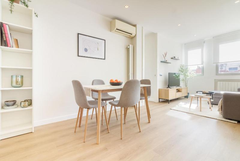 Remarkable 1BR with lovely decor in Chueca - image 8