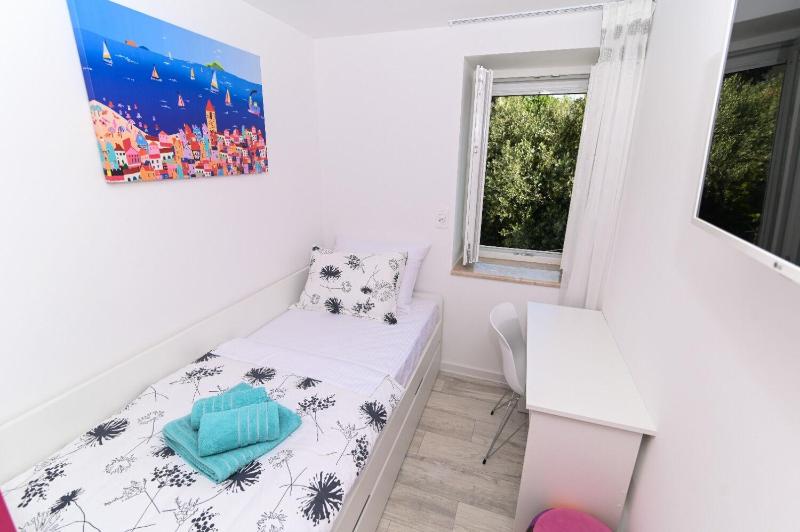 Apartment Sani - image 8
