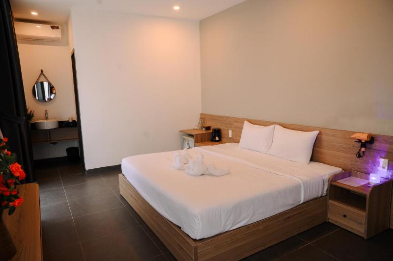 Charm House Hue - image 2