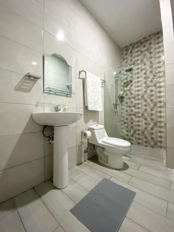 Colonial zone 3 bed 3 rooms balcony - image 10