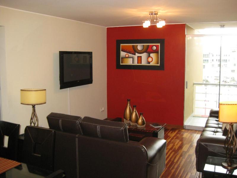 Cozy Condo in Miraflores - image 15
