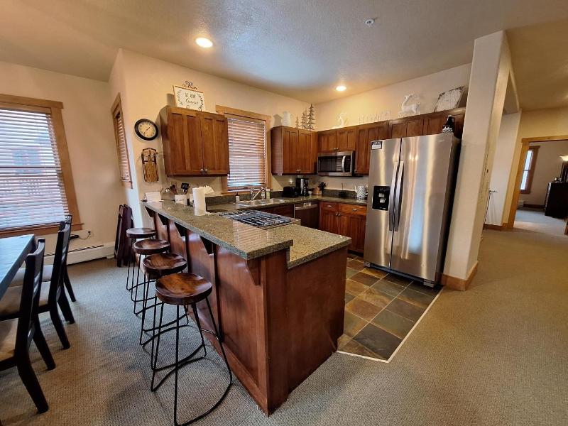 3BR Red Hawk Townhome - Gondola Access - image 3