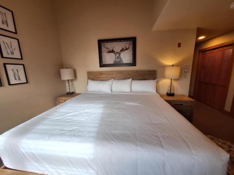 3BR Red Hawk Townhome - Gondola Access - image 17